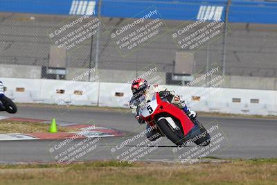 media/Nov-26-2022-Fastrack Riders (Sat) [[b001e85eef]]/Level 3/Session 3 Outside Turn 9/